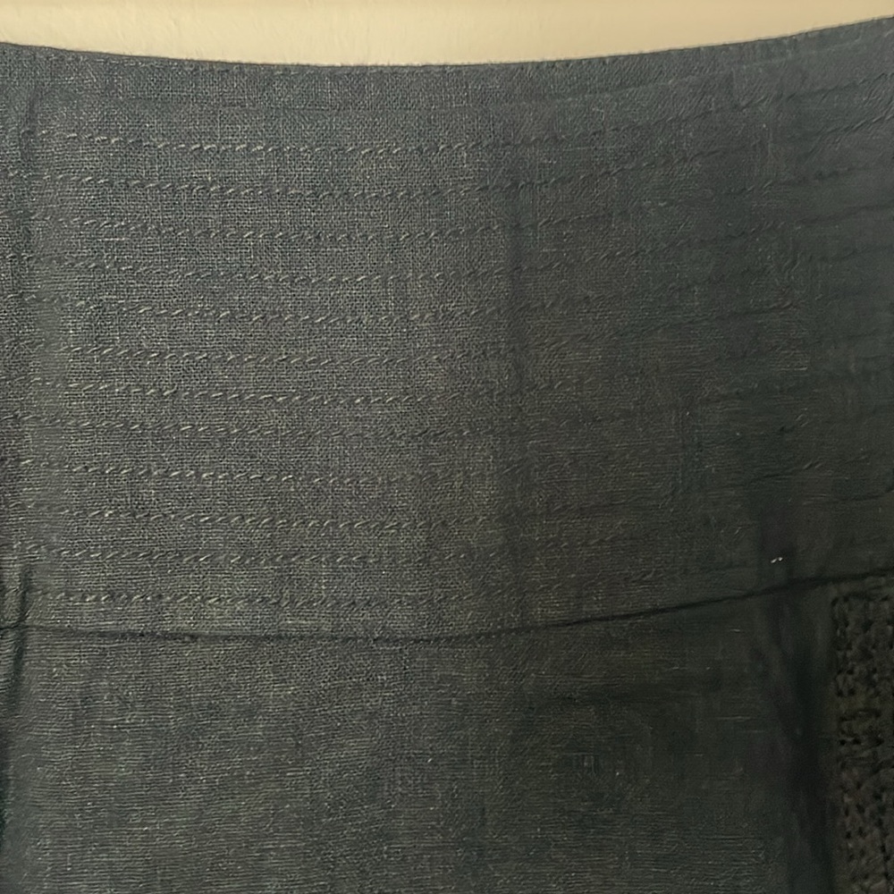 3 for $25! Hillard & Hanson Black Midi Flowy Embroidered A-line Skirt, size 4 - Picture 3 of 6